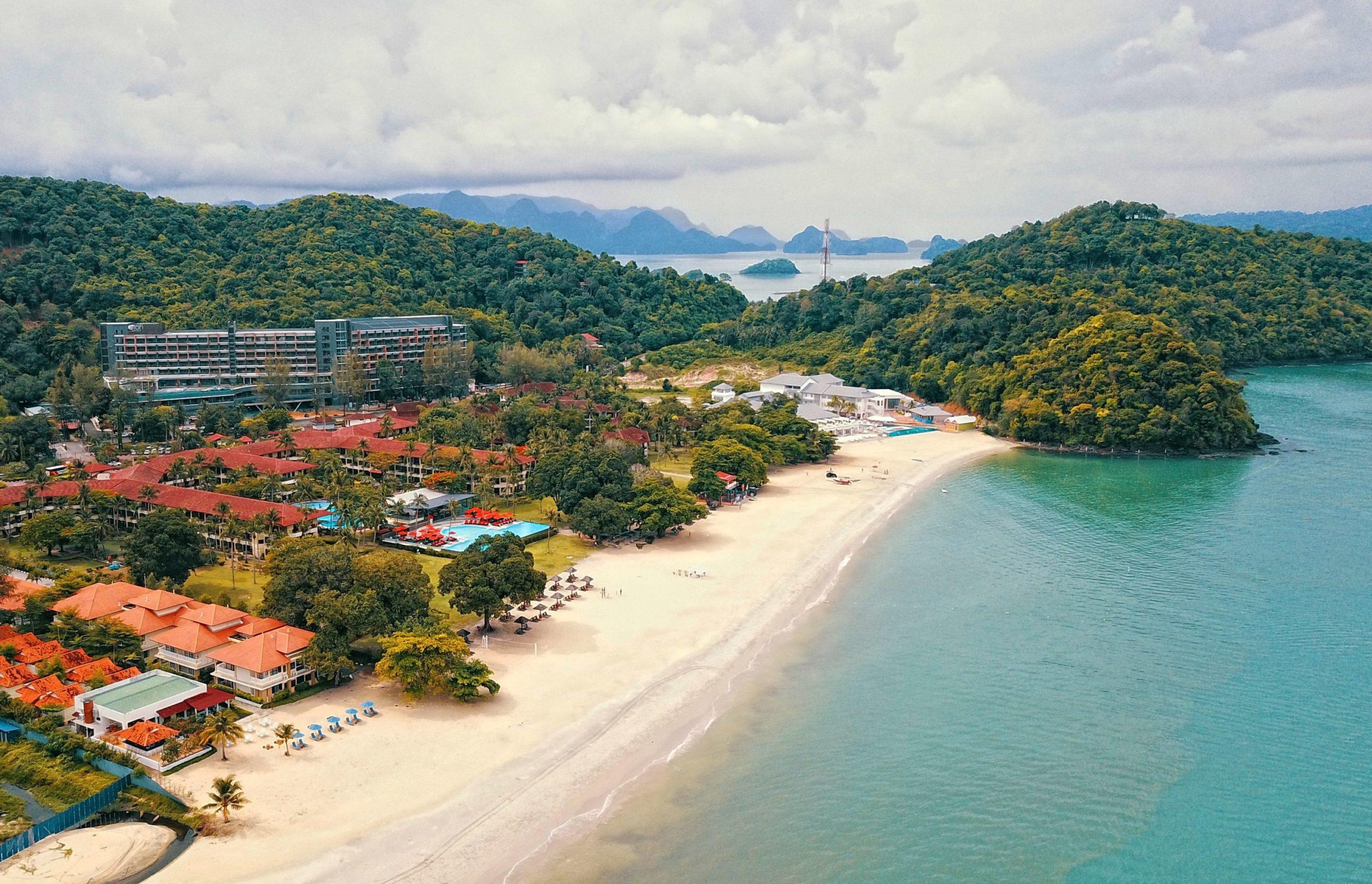 Holiday Villa Resort & Beachclub Langkawi — базовое пространство ретрита «Ядро силы» на Лангкави